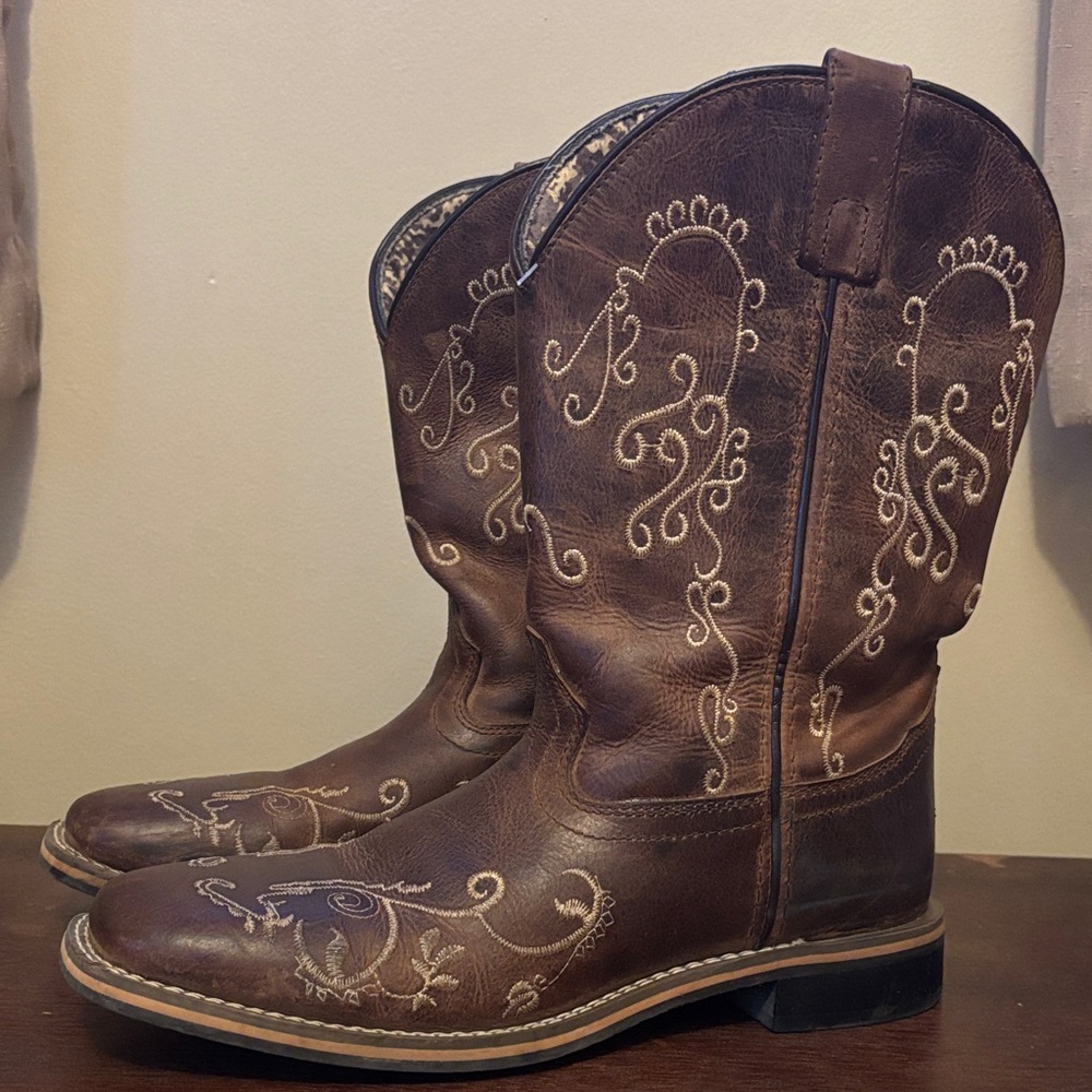 Brown Embroidered Western Boots - image 1